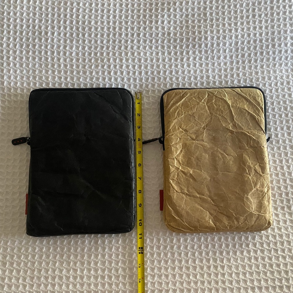 Pair (2) of SKUTR Pouches Tan & Black